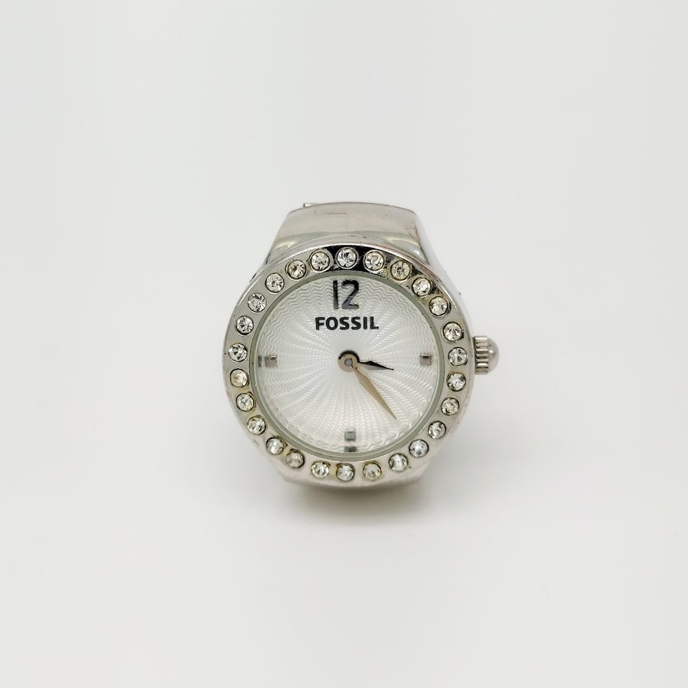 Vintage Fossil ring watch silver tone by migi (Unsigned) works
